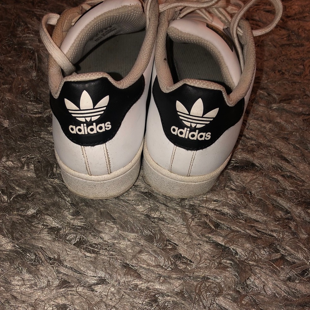 Addidas Black and White Shell Toe - Picture 4 of 9